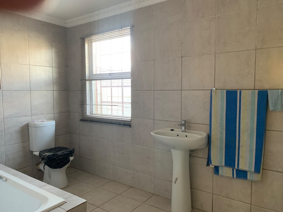 3 Bedroom Property for Sale in Pellsrus Eastern Cape